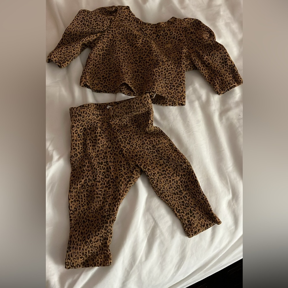 0-3 months baby girl cheetah print outfit